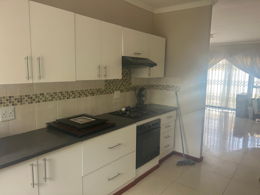 To Let 3 Bedroom Property for Rent in Haven Hills Eastern Cape